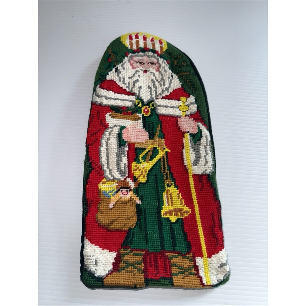 14" Wool Needlepoint Finish Standing Up Table Topper Santa Claus Wired Base